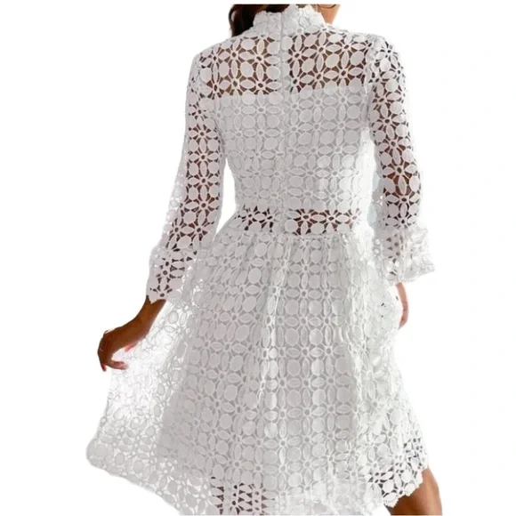 EILLY BAZAR | White Lace Mini Dress Size M Bell Sleeve Mock Neck Fit & Flare - Picture 3 of 6